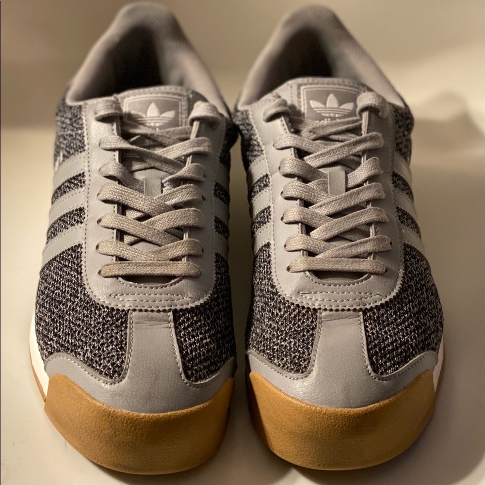 Adidas Samoa - Size 11, Grey